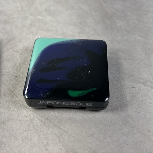 Japonesque Velvet Touch Eye Shadow Duo – Shade 05 - Picture 5 of 6